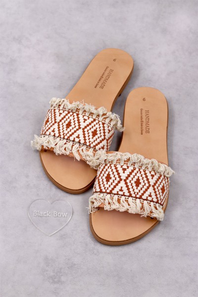 7015 Azul Γυναικεία δερμάτινα σανδάλια. (Παντοφ.)