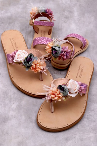 5035-1 Back Flowers Γυναικεία δερμάτινα σανδάλια. (Διχάλα)