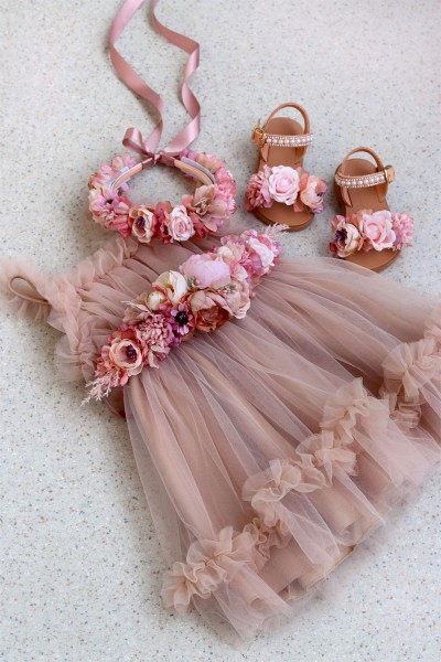 088-103 Σετ προσφοράς SHINE, φόρεμα σανδάλια, στεφανάκι, ζώνη σε χρώματα της επιλογής σας