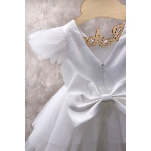92201 White Swan Βρεφικό & παιδικό φόρεμα από τούλι και σατέν σε λευκό χρώμα με αποσπώμενο φιόγκο πίσω. 