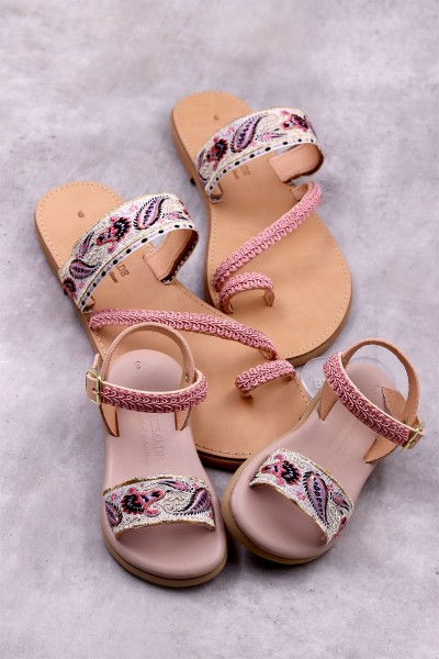 3154 Lax  Παιδικά & βρεφικά δερμάτινα ή ανατομικά σανδάλια.