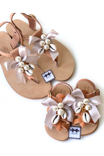 0608-1 Ruby Γυναικεία δερμάτινα σανδάλια. (Ταφ)