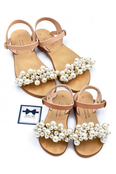 0646-4 Perla Γυναικεία δερμάτινα ή ανατομικά σανδάλια. (ΔΛ)